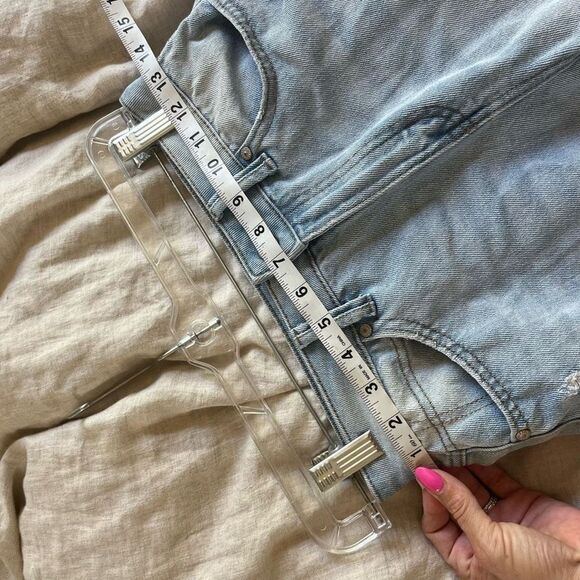 Sincerely Jules hi-rise light wash ripped frayed shorts in 1 or 25 - Picture 5 of 8